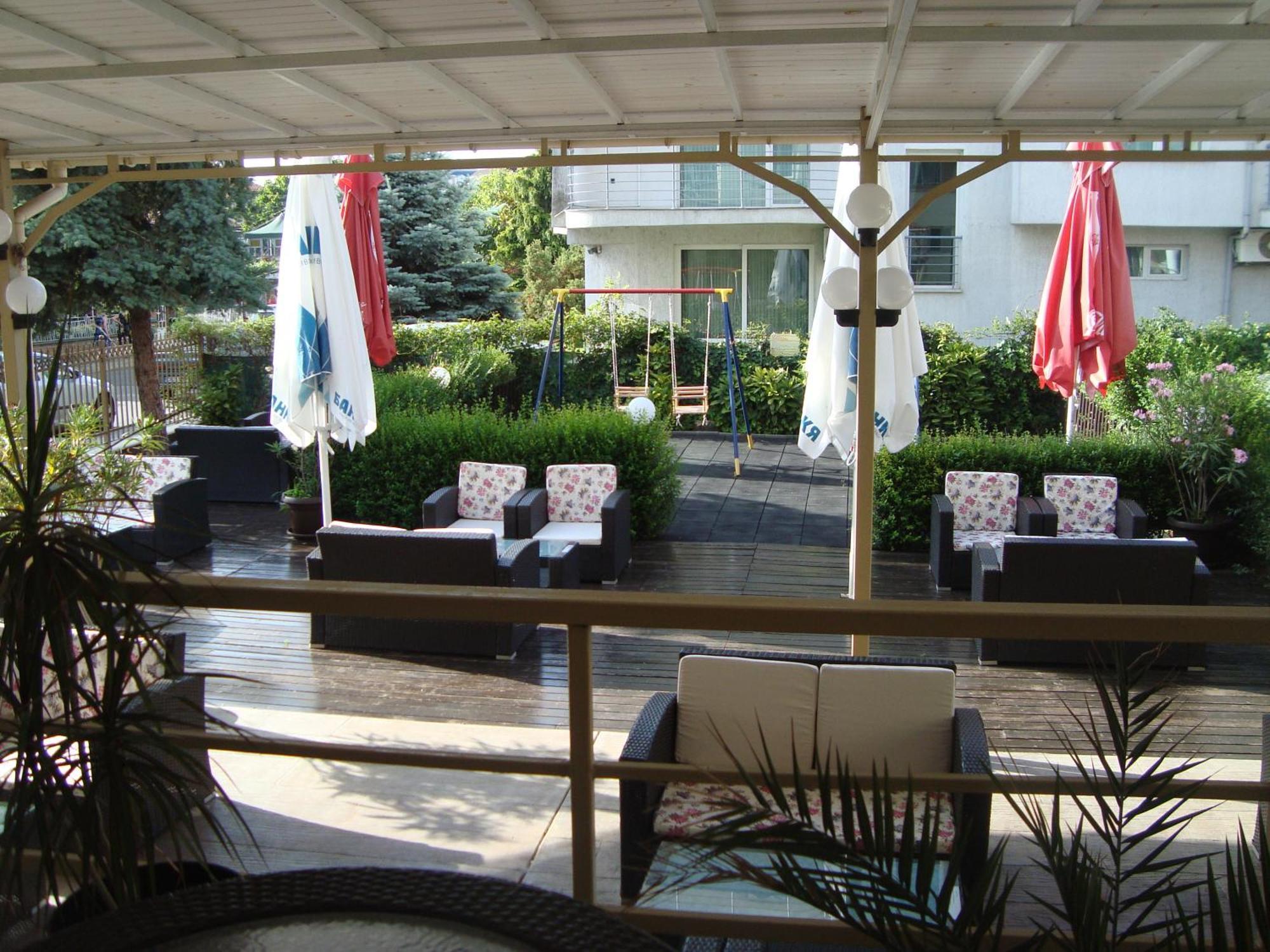 Hotel Astra Ravda Exterior foto