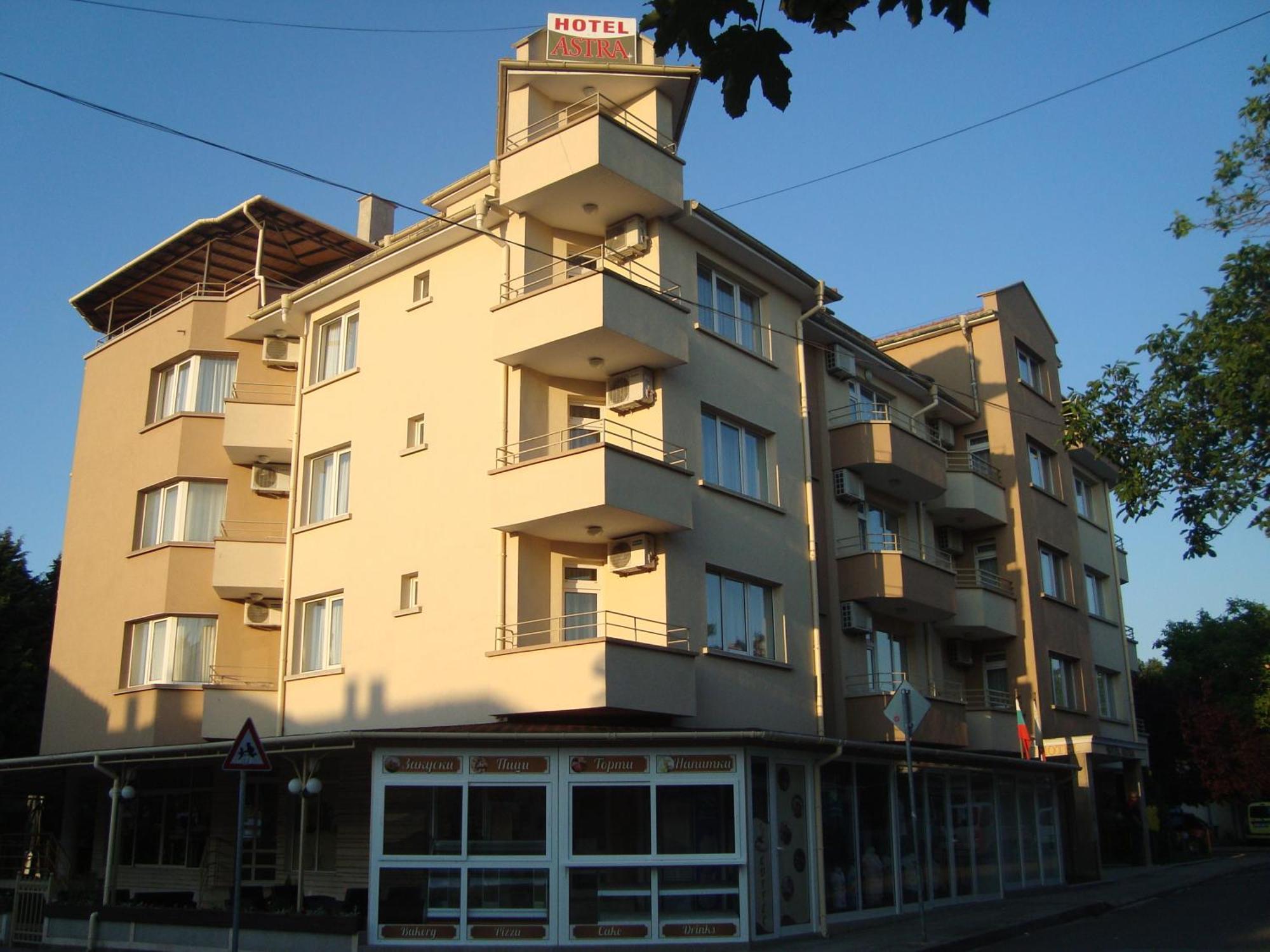Hotel Astra Ravda Exterior foto